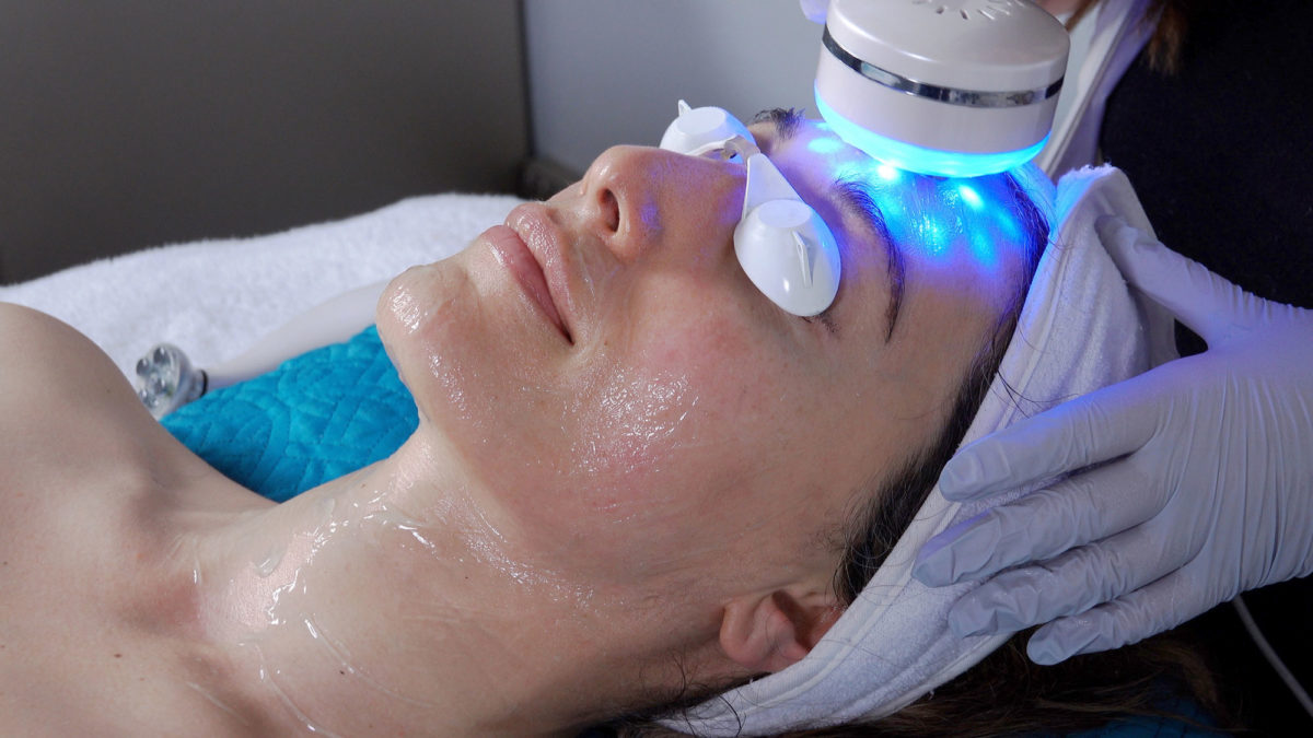 LED Light Therapy Reston VA AntiAging DermApproach